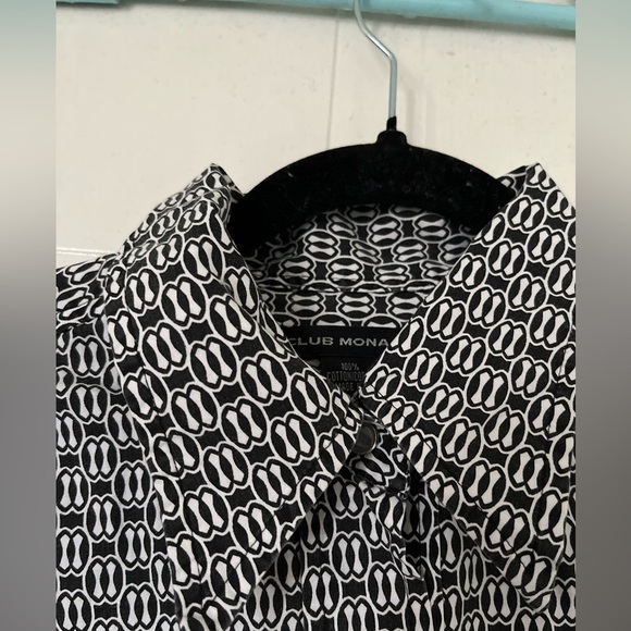 Club Monaco Pattern Print Button-down Collared Shirt - Picture 2 of 7